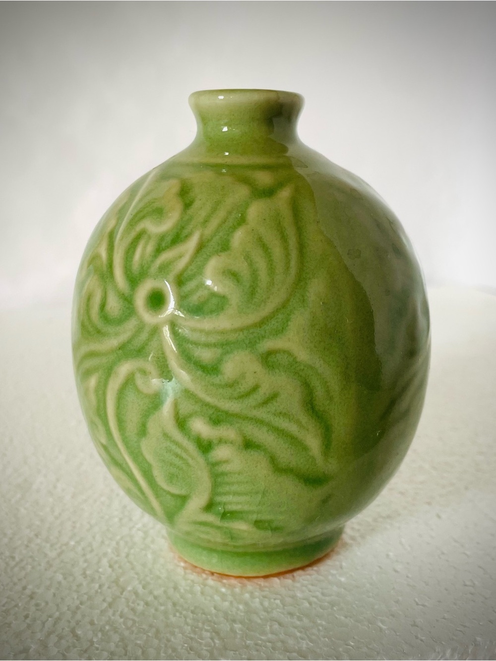 Antique Celadon Sake Bottle Jar Small Green Bud Vase Ceremonial Period Sanda - Picture 2 of 6